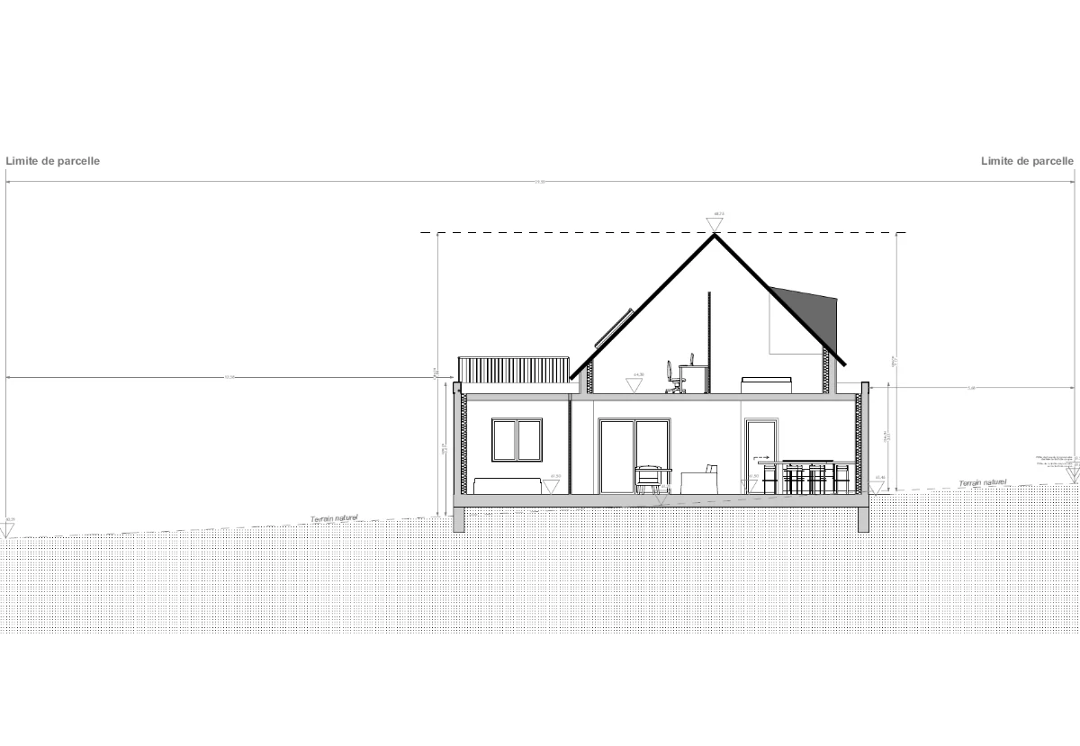 Coupe transversale — Eden Moderne, deux niveaux sous toiture à deux pans et toit-terrasse